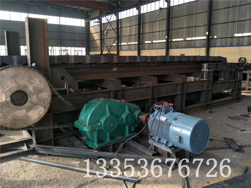 解析重型（xíng）板式給（gěi）料機3